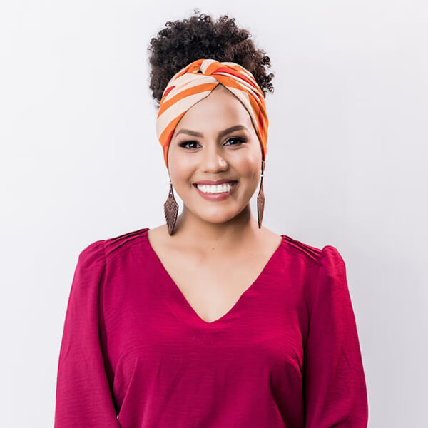 real consultant portrait for support and dashboard guidance
